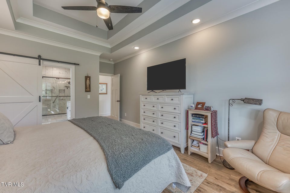 Photo #23: 818 Guaranda Drive