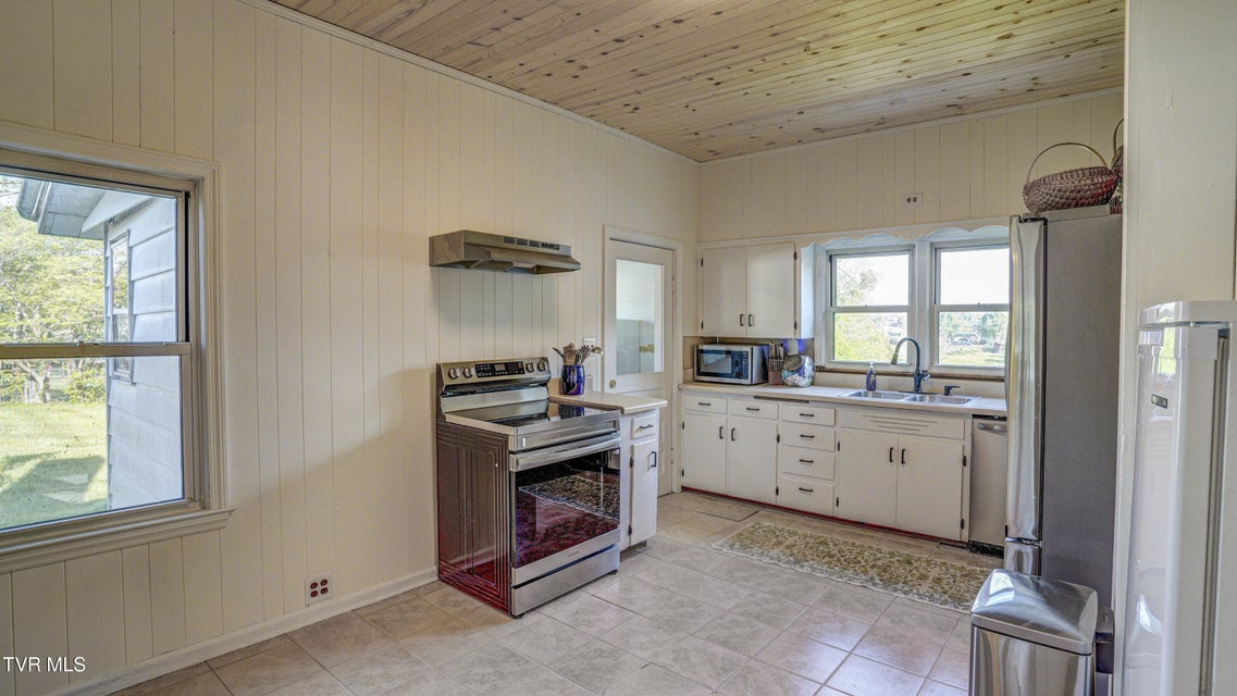 Photo #19: 1595 Old State Route 34 