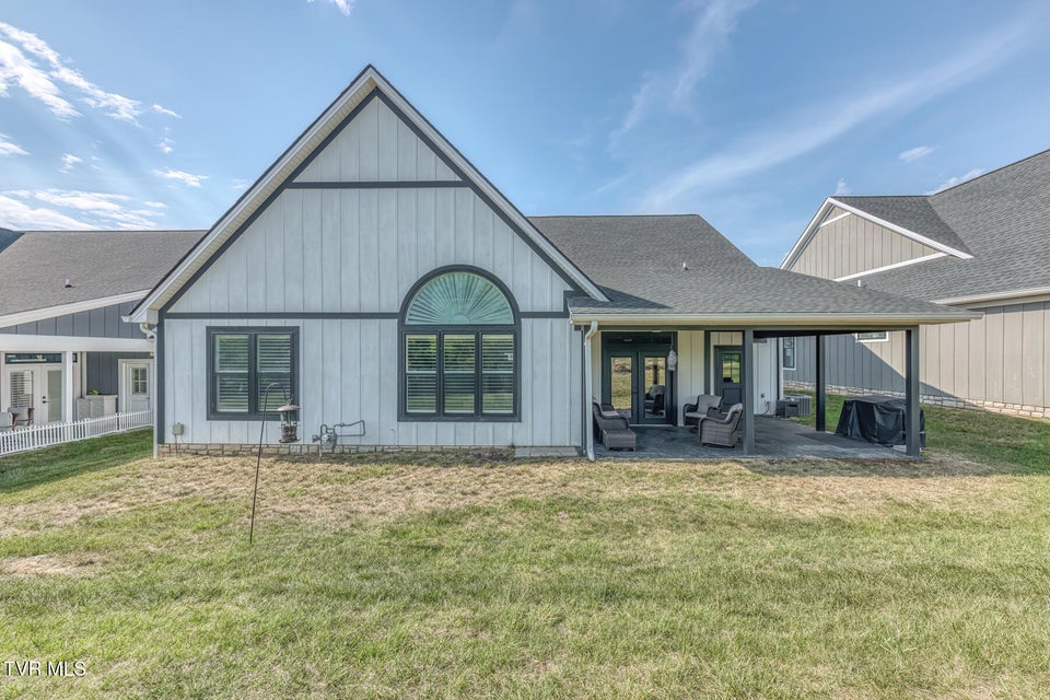 Photo #40: 818 Guaranda Drive