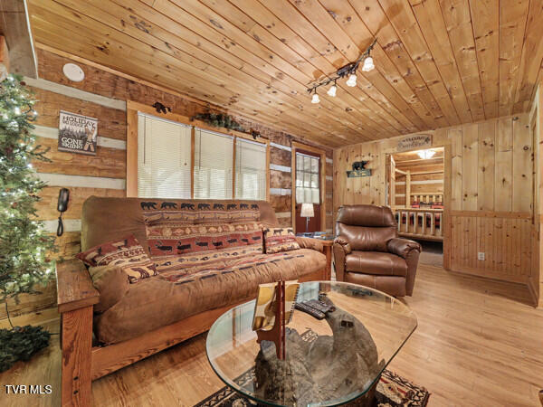 Photo #14: 2208 Lake View Lane