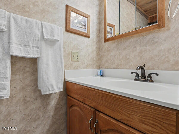 Photo #27: 2208 Lake View Lane