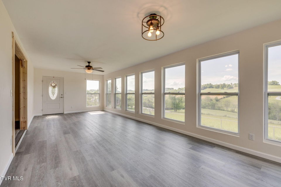 Photo #6: 15650 Kingsport Highway