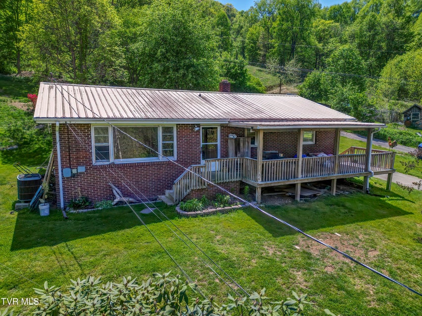 Photo #24: 264 Terrace Avenue