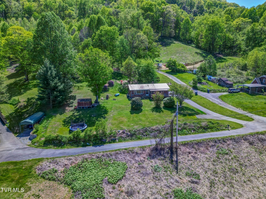 Photo #27: 264 Terrace Avenue