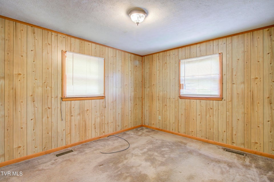 Photo #15: 264 Terrace Avenue