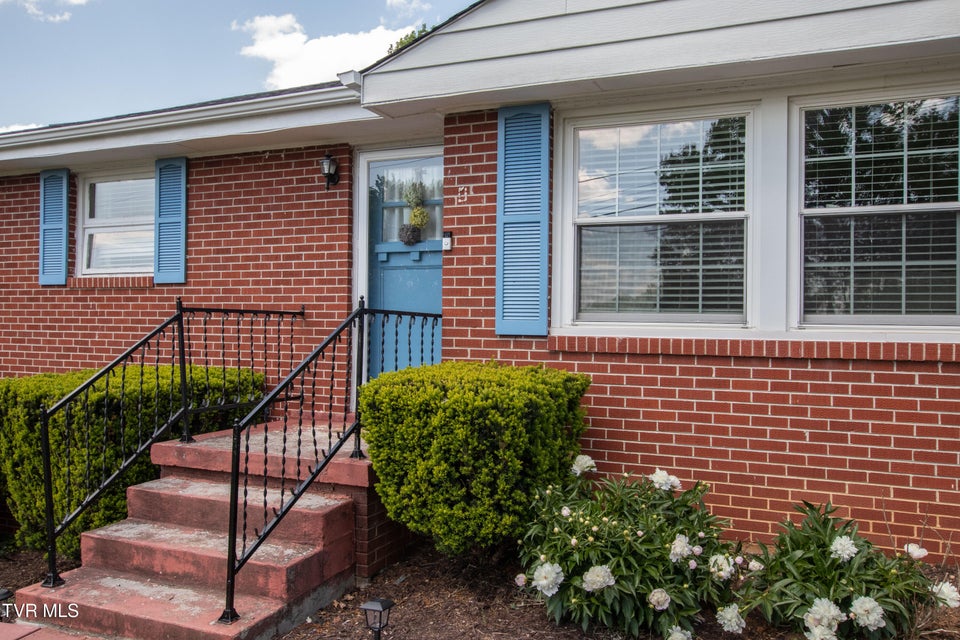 Photo #4: 501 Cheyenne Road