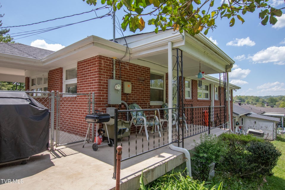 Photo #9: 501 Cheyenne Road