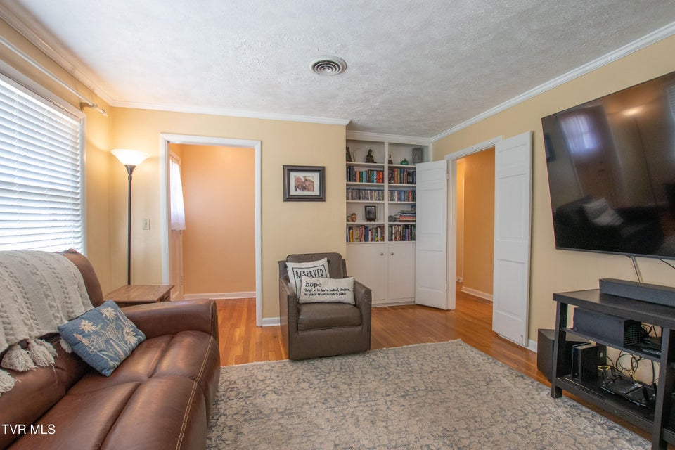 Photo #14: 501 Cheyenne Road