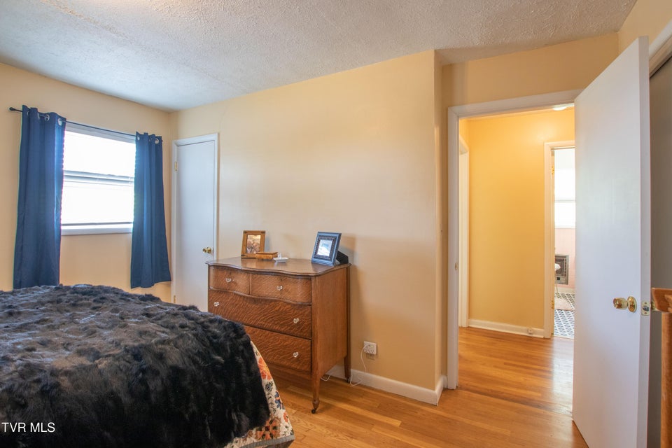 Photo #29: 501 Cheyenne Road