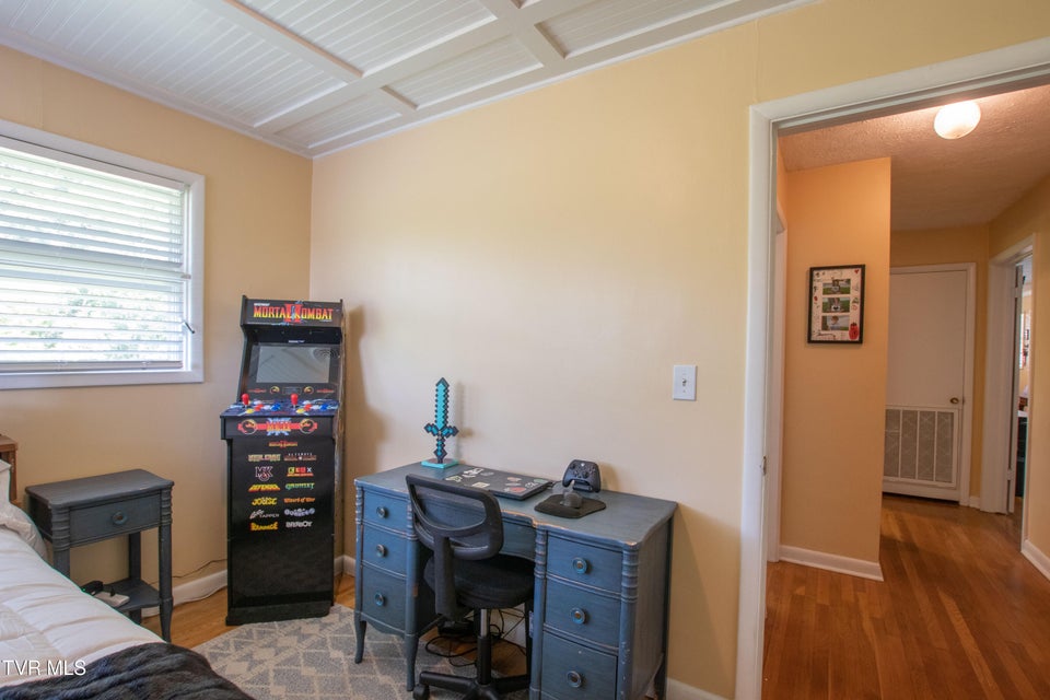 Photo #31: 501 Cheyenne Road