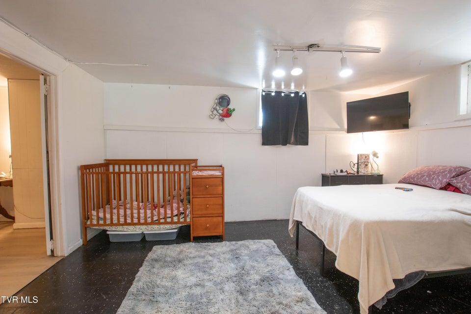 Photo #36: 501 Cheyenne Road