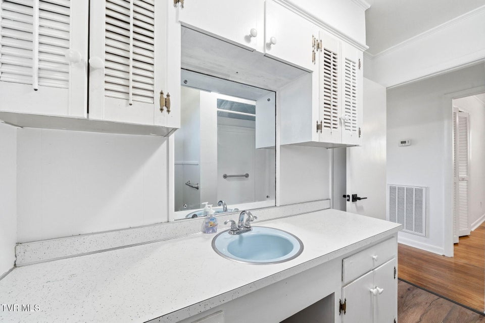 Photo #12: 212 Alderman Drive