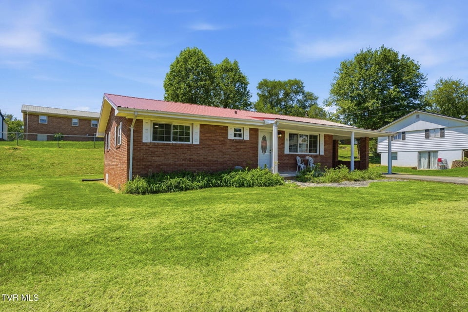 Photo #17: 212 Alderman Drive