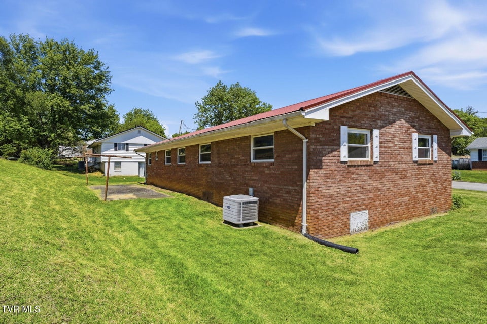 Photo #20: 212 Alderman Drive