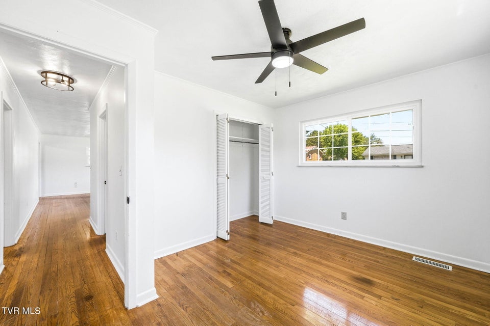 Photo #10: 212 Alderman Drive