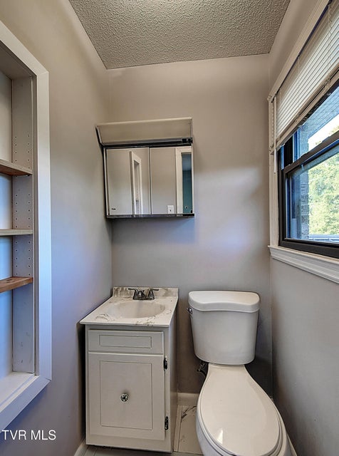 Photo #26: 161 Grandview Road