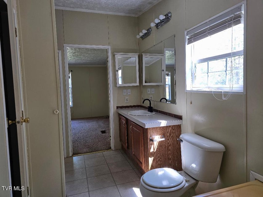 Photo #18: 8802 Gateway Drive