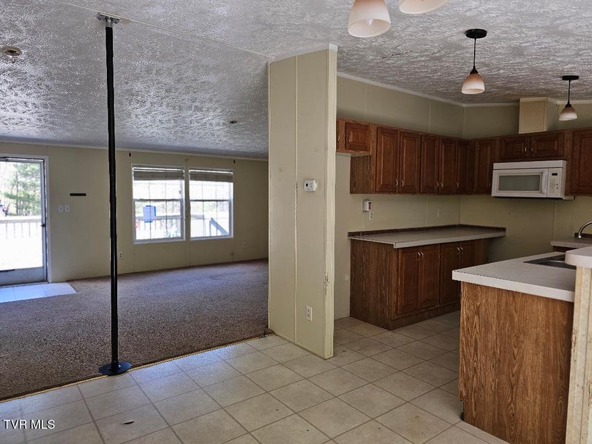 Photo #10: 8802 Gateway Drive