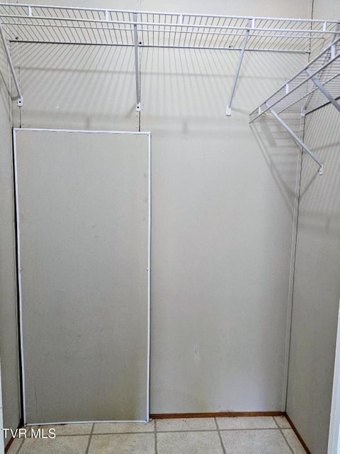 Photo #6: 8802 Gateway Drive