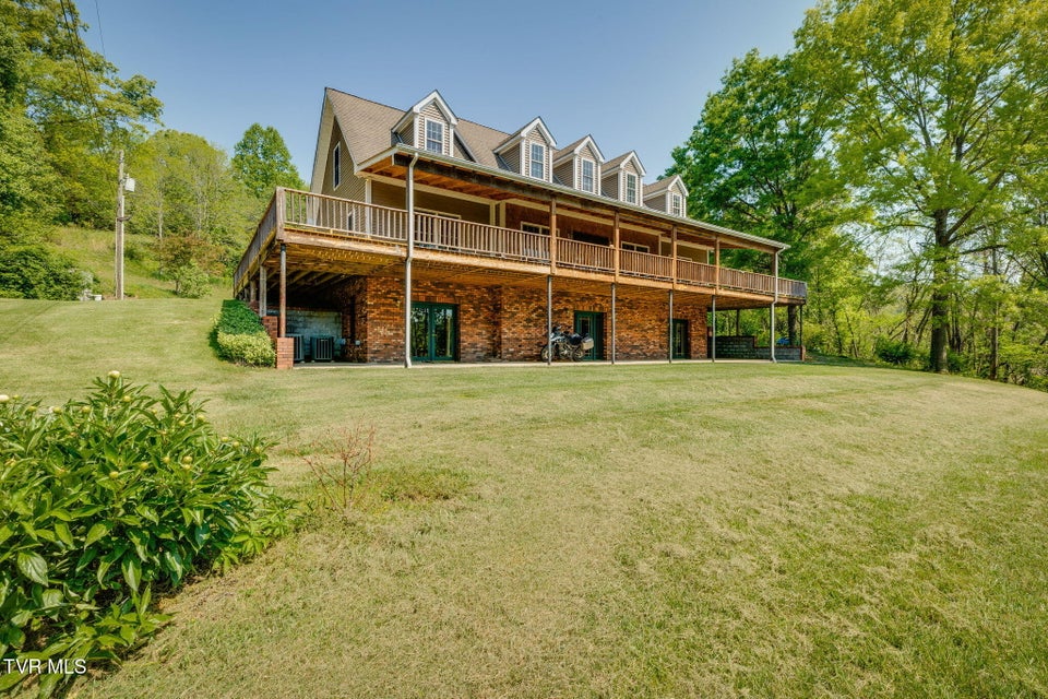 Photo #4: 4303 Highway 11w 