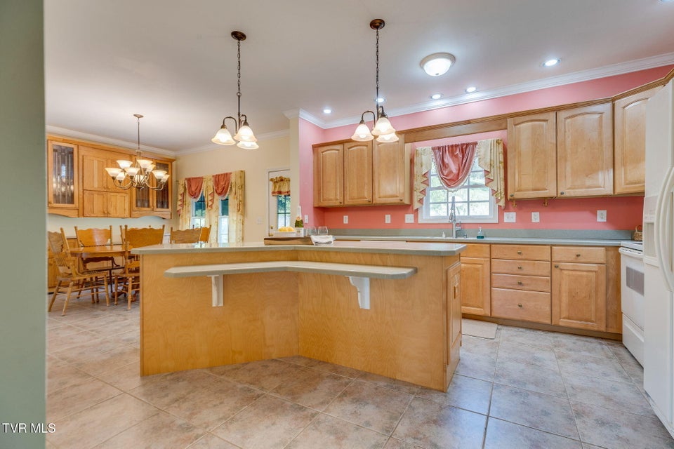 Photo #10: 4303 Highway 11w 