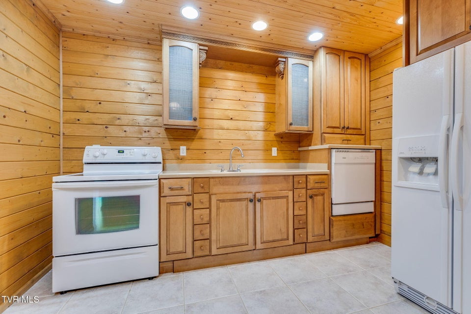 Photo #40: 4303 Highway 11w 