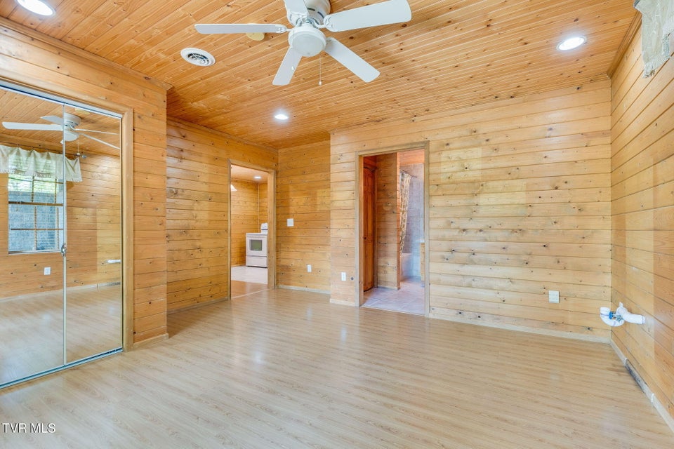 Photo #43: 4303 Highway 11w 