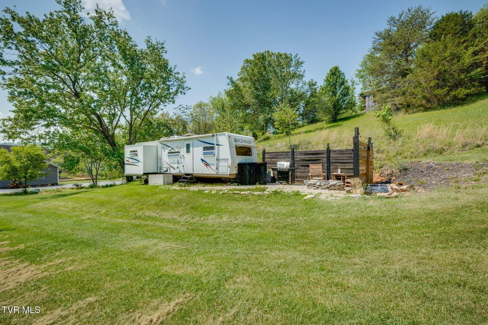 Photo #56: 4303 Highway 11w 