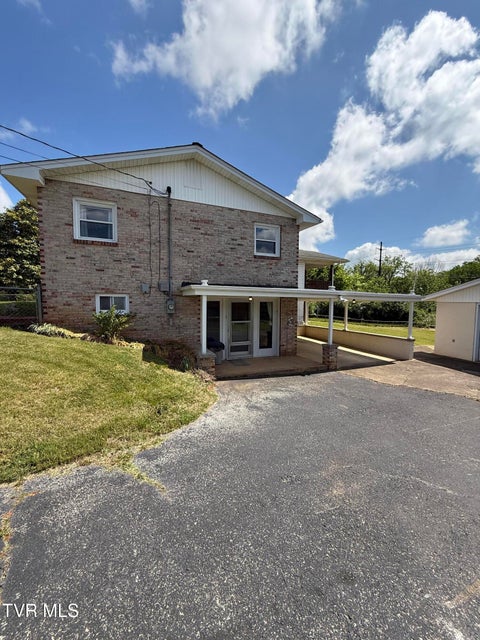 Photo #7: 914 Mountain View Road