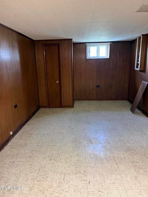 Photo #49: 914 Mountain View Road