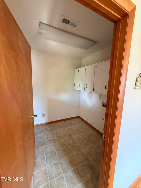 Photo #41: 914 Mountain View Road