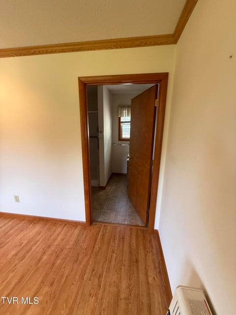 Photo #39: 914 Mountain View Road