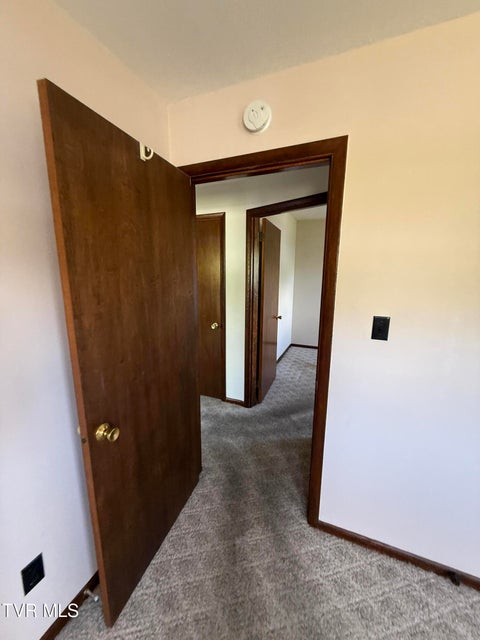 Photo #30: 914 Mountain View Road