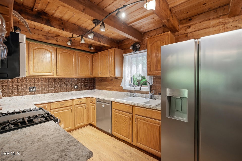 Photo #23: 2235 Wampler Hollow Road