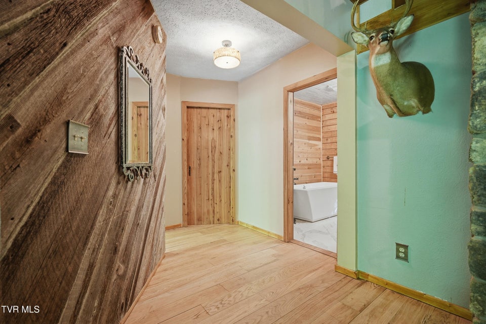 Photo #40: 2235 Wampler Hollow Road