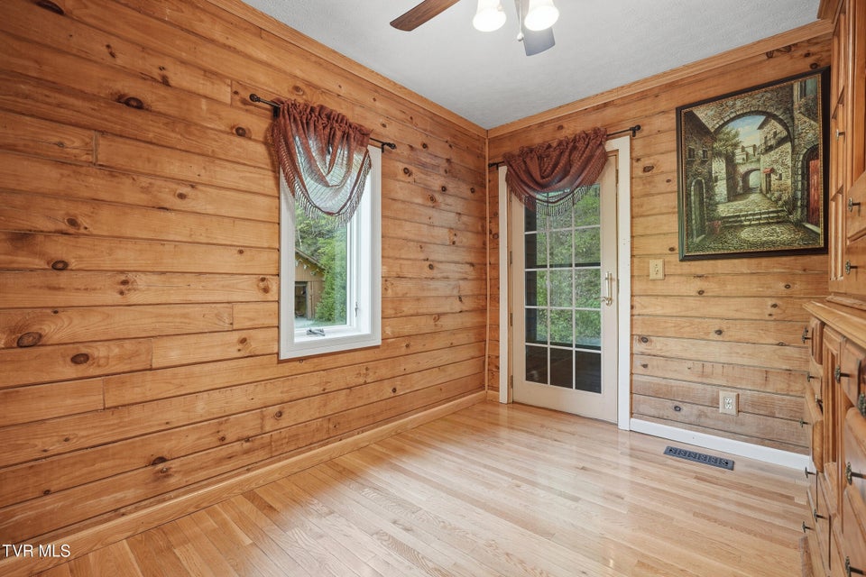 Photo #41: 2235 Wampler Hollow Road