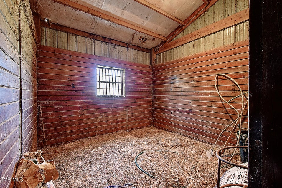 Photo #16: 168 Degrasse Lane