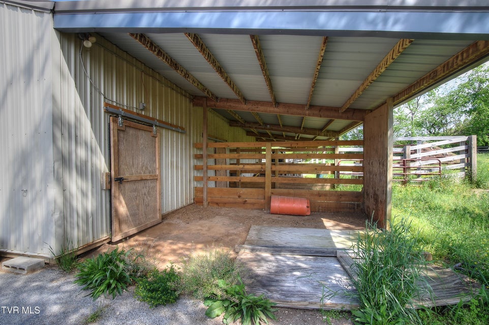 Photo #20: 168 Degrasse Lane