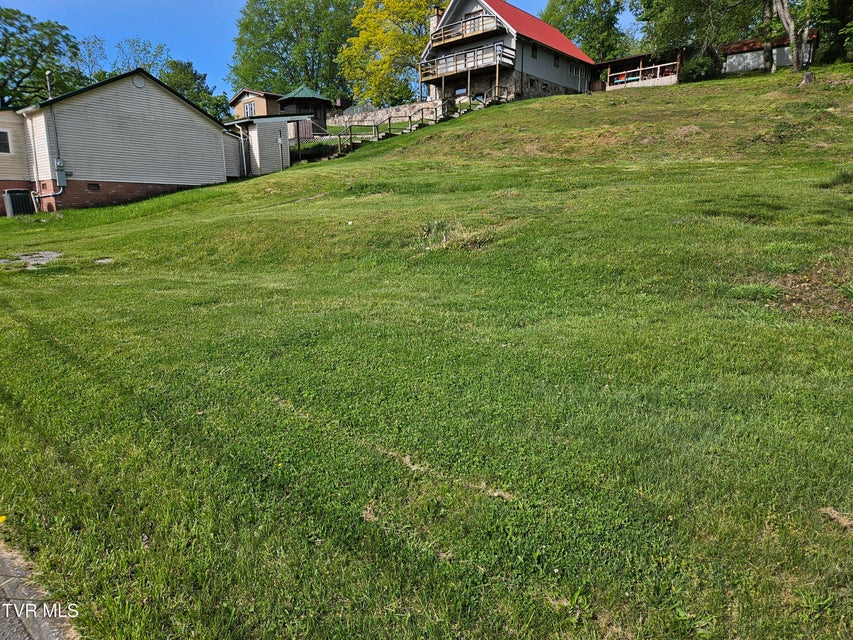 Photo #2: 108 Cherry Street