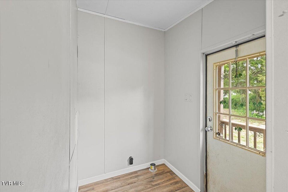 Photo #11: 480 Russell Hill Road