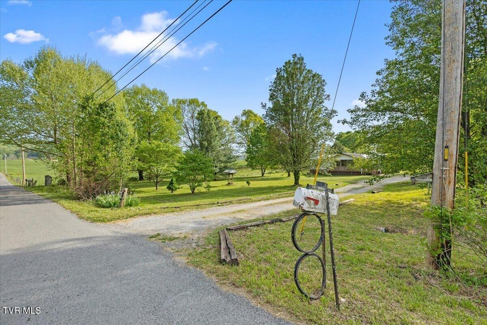 Photo #30: 480 Russell Hill Road