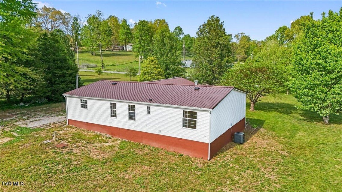 Photo #4: 480 Russell Hill Road