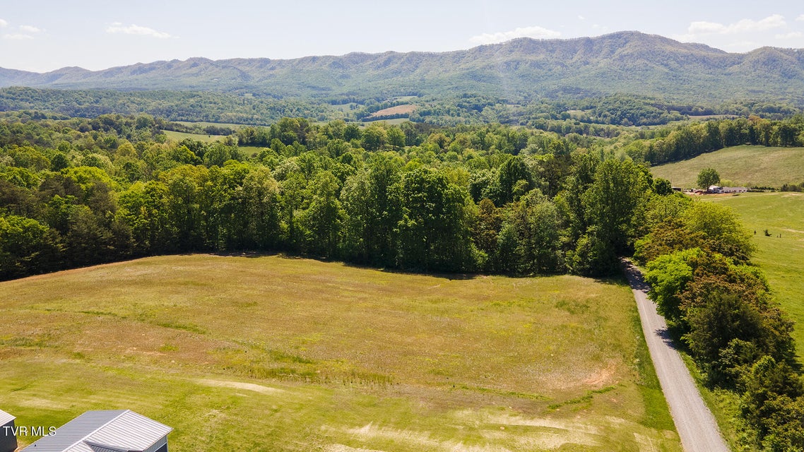 Photo #70: 822 Sunlight Road