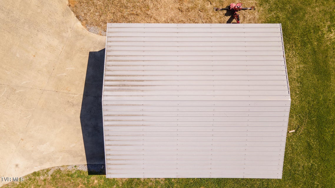 Photo #35: 822 Sunlight Road