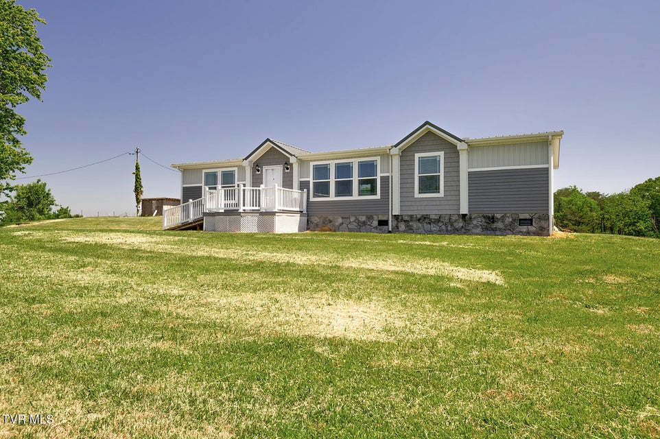 Photo #4: 822 Sunlight Road