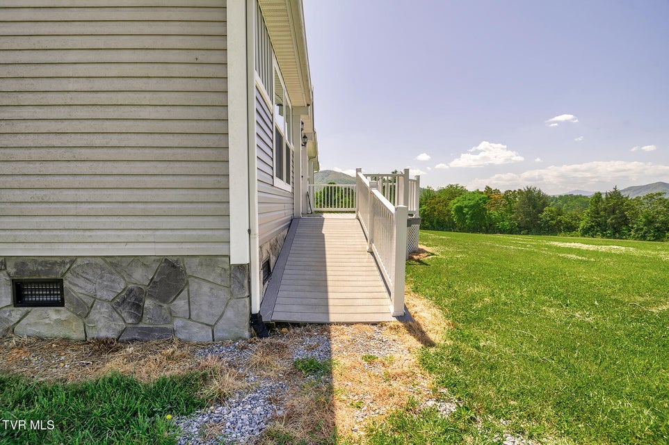 Photo #39: 822 Sunlight Road