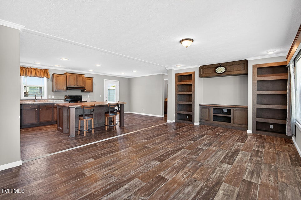 Photo #7: 822 Sunlight Road