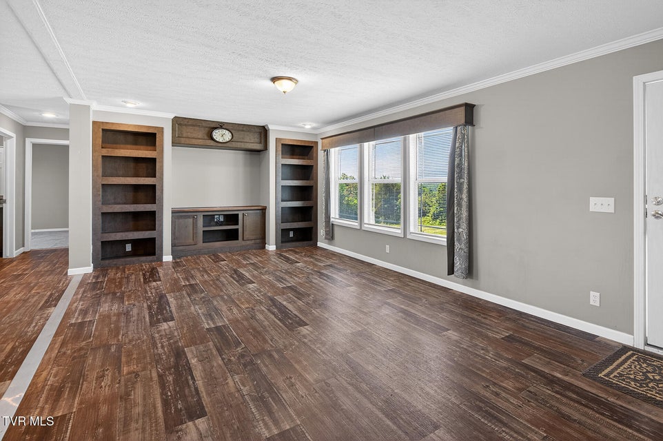 Photo #8: 822 Sunlight Road