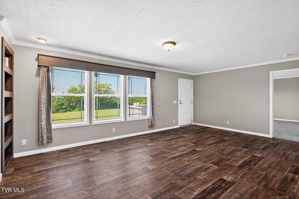 Photo #10: 822 Sunlight Road