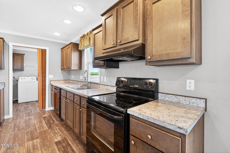 Photo #18: 822 Sunlight Road